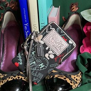 Coach I Am Poppy collection wristlet or small wallet